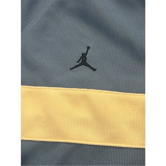 North Carolina Tar Heels Nike Elite Warmup Basketball Shirt Size Medium - Picture 3 of 9